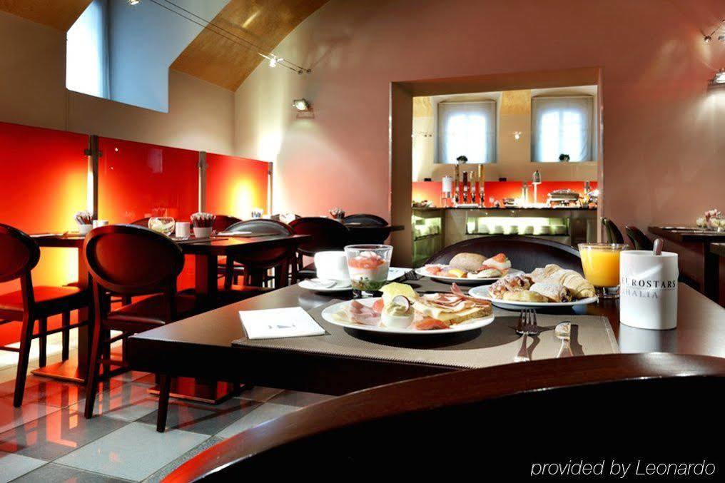 Eurostars Thalia Praga Exterior foto The restaurant